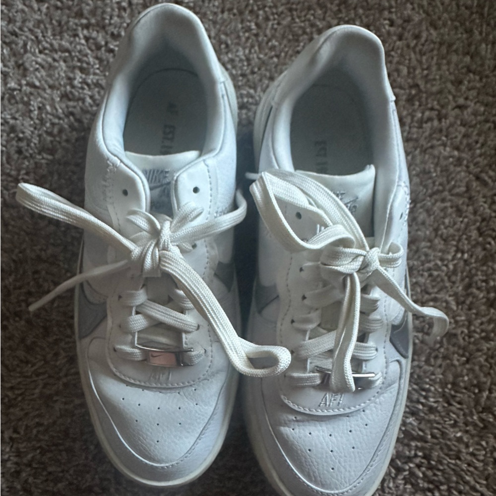 Nike platform air force 1